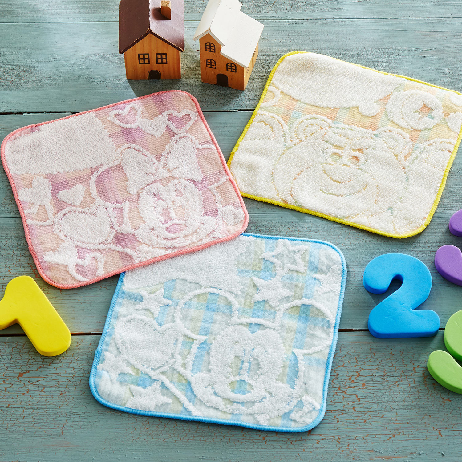 お名前ネーム付きガーゼハンカチ 選べるキャラクター ディズニー Disney 通販のベルメゾンネット お名前ネーム付きガーゼハンカチ 選べるキャラクター ディズニー Disney 通販のベルメゾンネット