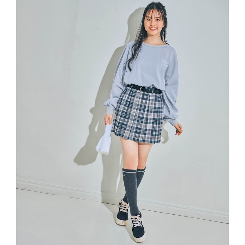 モデル身長162cm/サイズJ-M