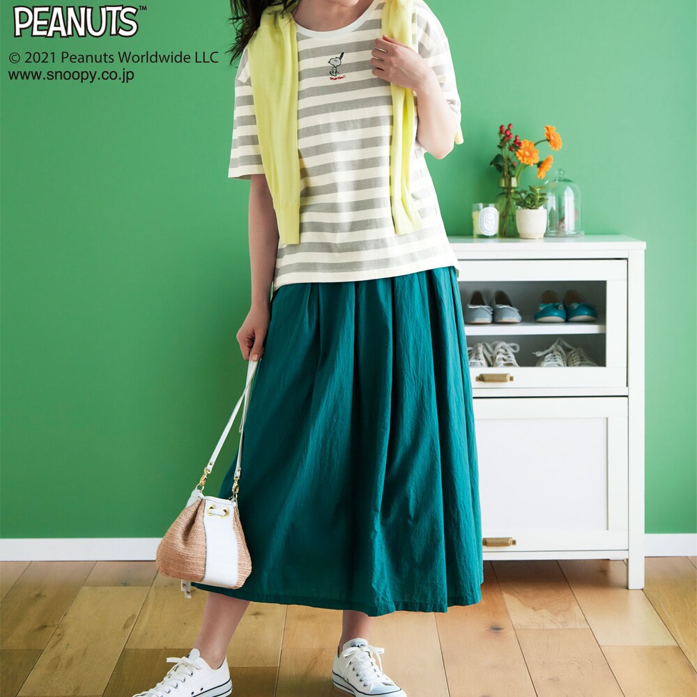 【ピーナッツ/PEANUTS】「スヌーピー」綿ドロップショルダーTシャツ