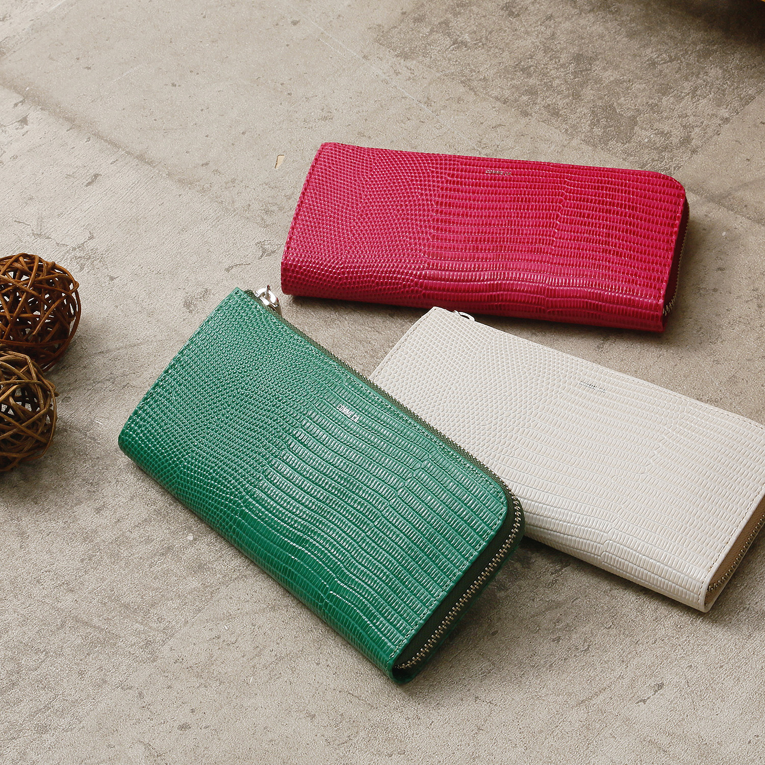 本革 クロコ柄型押し牛革長財布 コムサ Comme Ca 通販のベルメゾンネット 本革 クロコ柄型押し牛革長財布 コムサ Comme Ca 通販のベルメゾンネット