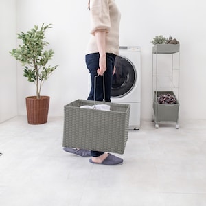 ハンドル付きで、持ち運びもしやすい