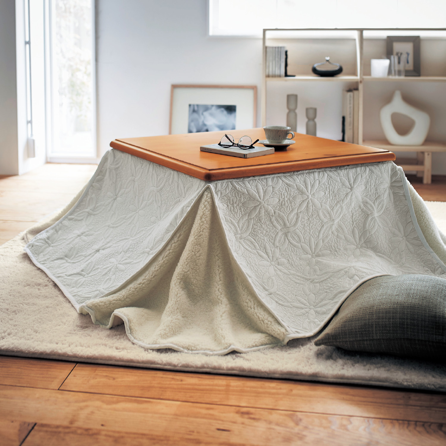 こたつ布団 正方形 おしゃれ 上掛け こたつ掛け布団 薄掛け 薄手 幾何学模様 かわいい 安い F Kolme エフコルメ 家具 インテリア雑貨 ファッション オンラインショップ カナエミナこたつ布団 正方形 おしゃれ 掛け布団 Cfドット柄 0 0cm 軽い 温かい こたつ布団 正方形 おしゃれ 上掛け こたつ掛け布団 薄掛け 薄手 幾何学模様 かわいい 安い F Kolme エフコルメ 家具 インテリア雑貨 ファッション オンラインショップ カナエミナこたつ布団 正方形 おしゃれ 掛け布団 Cfドット柄 0 0cm 軽い 温かい