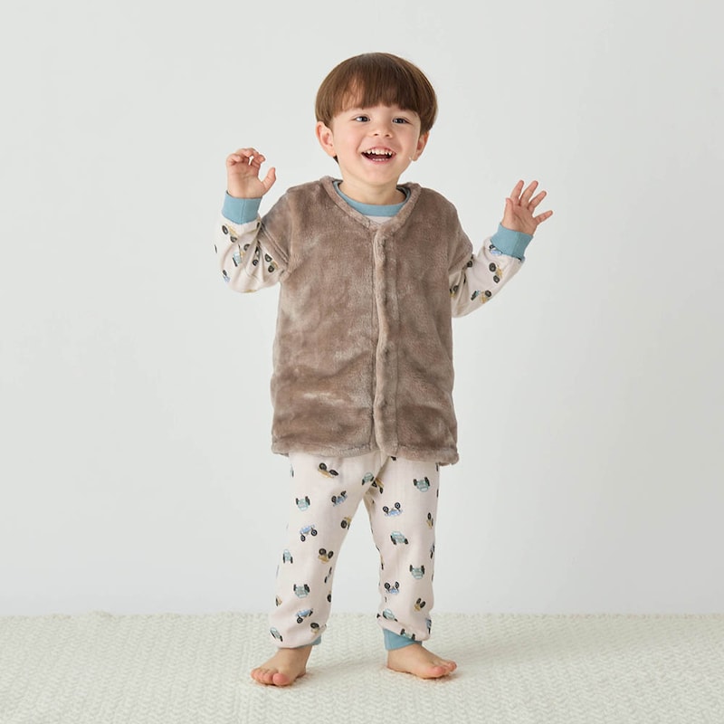 ベージュ／モデル身長90cm・90サイズ着用