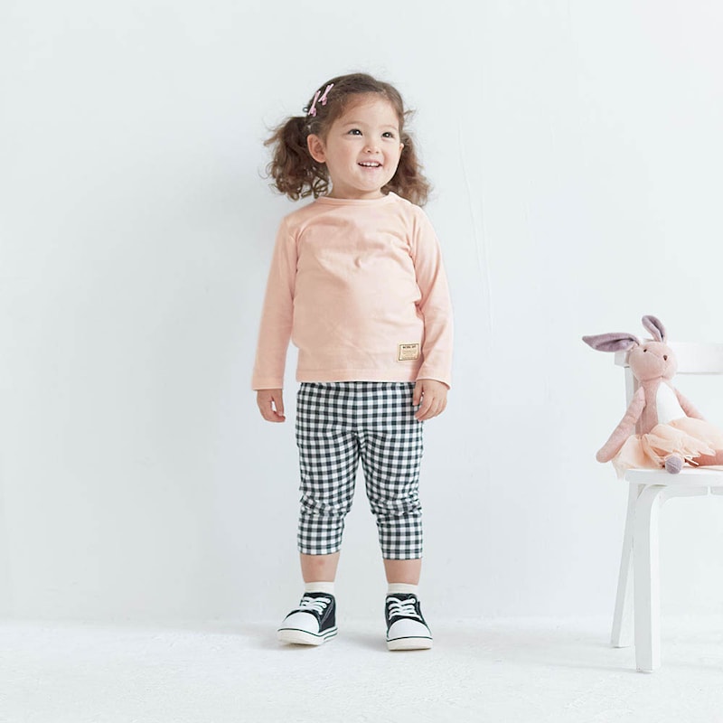 ライトピンク／モデル身長90cm・90サイズ着用・体重14kg