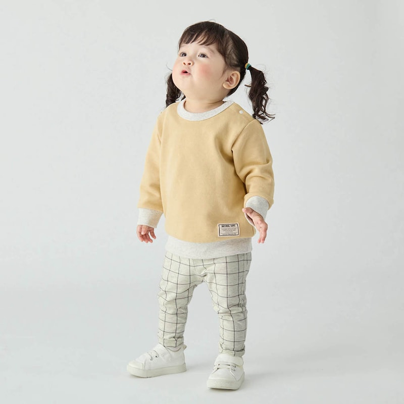 クリームイエロー／モデル身長78.8cm・80サイズ着用・体重9.7㎏