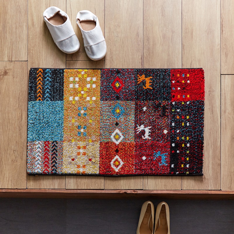 レッド／約５０×８０ｃｍ　※サイズによりデザインが異なります。サイズが大きくなるとブロックの数が変わ