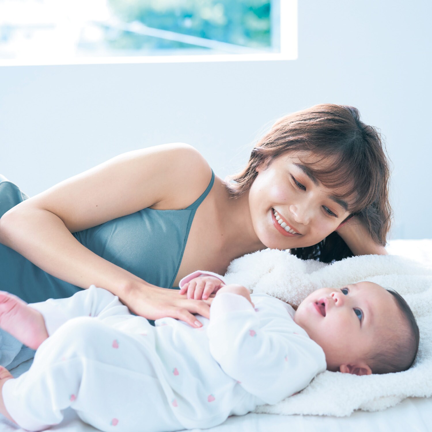 産後授乳にも便利！なめらか保湿素材のマタニティサイズ瞬間授乳ブラ