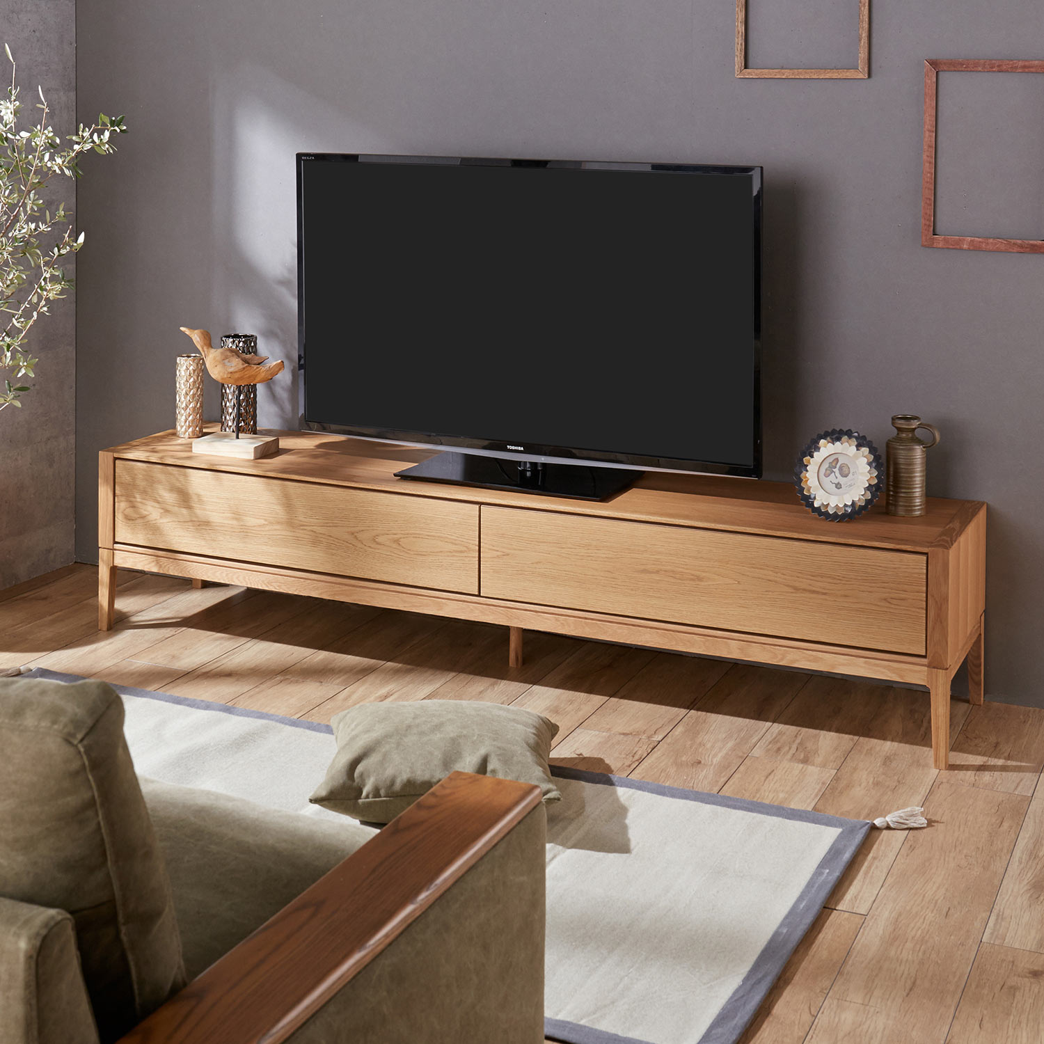 【高野木工/TAKANO MOKKOU】木目の美しさとフォルムにこだわったホワイトオーク材のテレビ台【MOL】