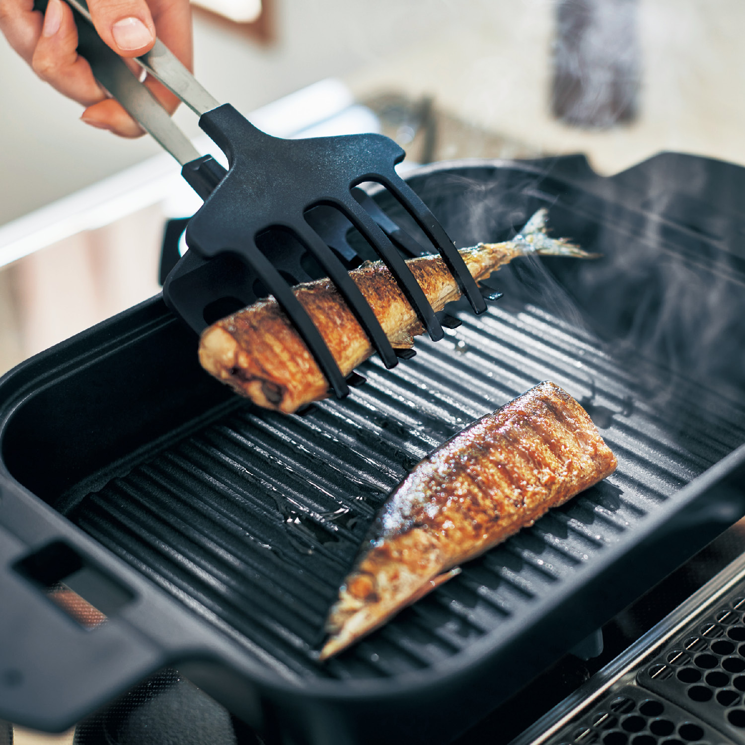 【オークス/AUX】蒸し焼きでヘルシー調理ができるスチームグリル(専用フタ付き)[日本製]