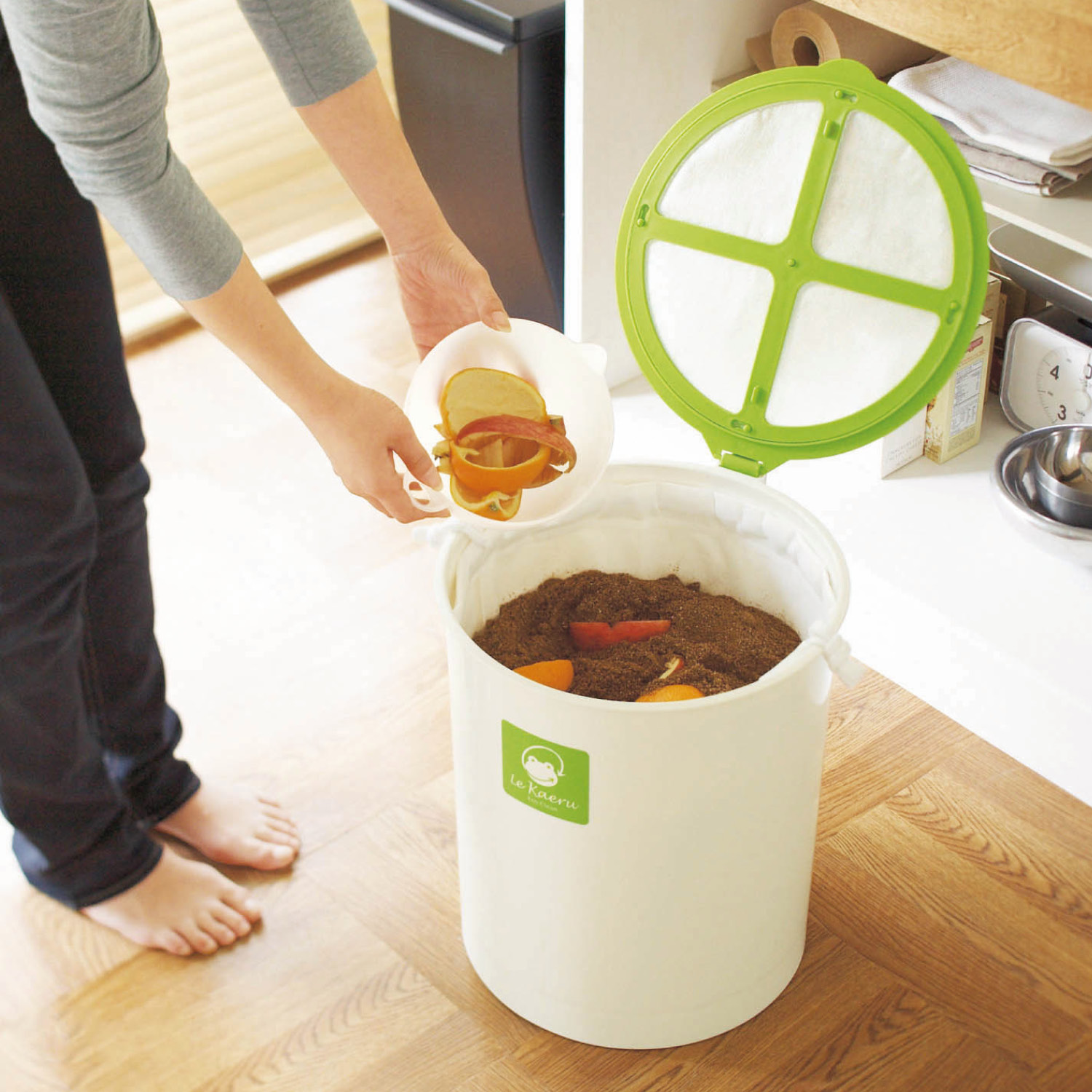 【ベルメゾン】コンポスト 【生ゴミをたい肥にリサイクル】[日本製]