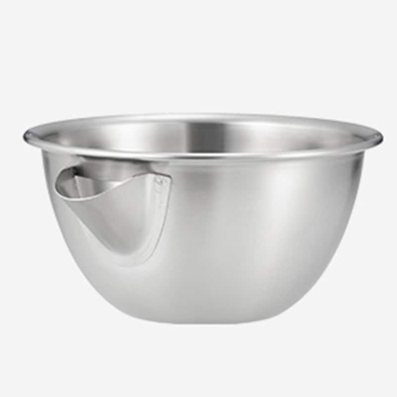 表面は傷が目立ちにくいサテン仕上げ