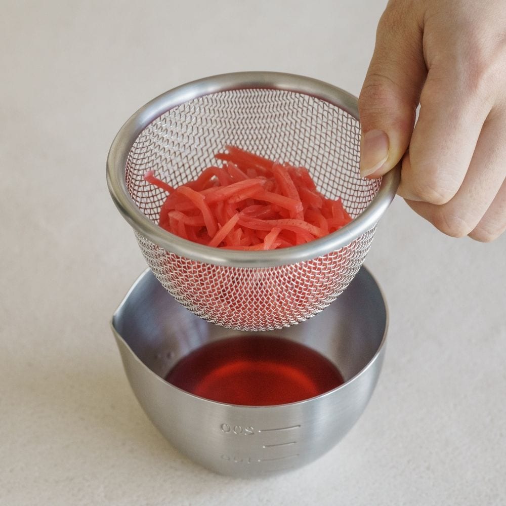 別売の「下ごしらえザル」と組み合わせて使えます（画像は９）