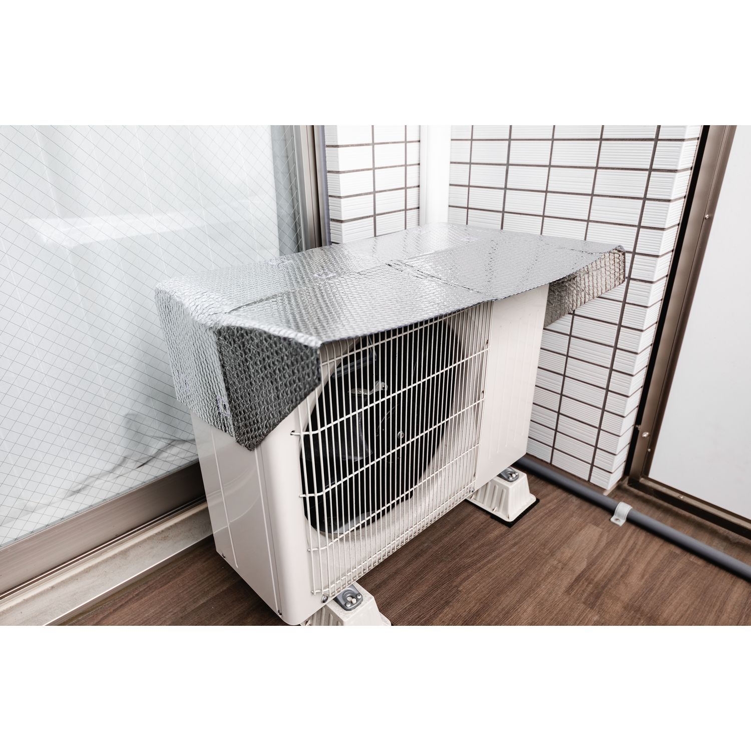 【ベルメゾン】エアコン室外機カバー【日よけ フードで保護】