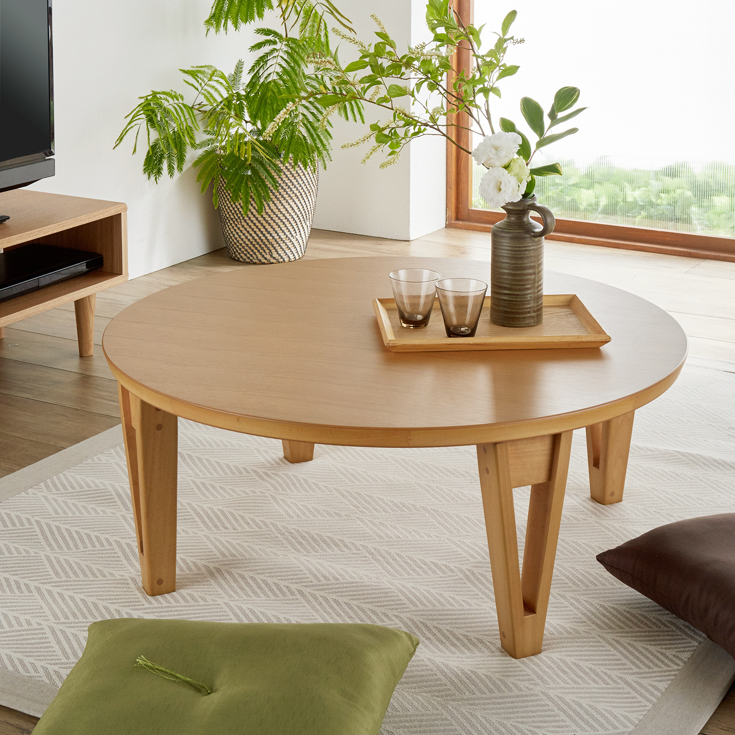 【ベルメゾン】デザイン脚の折りたたみ円形ローテーブル