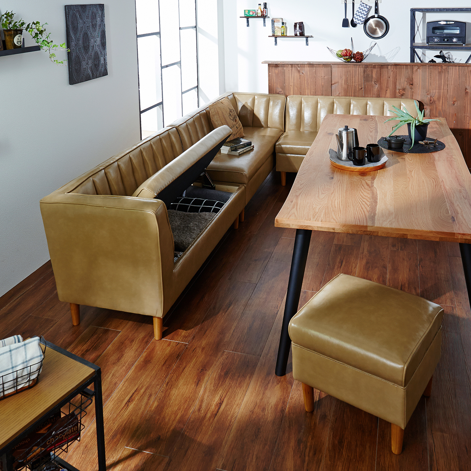 【ベルメゾン】収納付き合皮のコンパクトダイニングソファー 【ベルメゾン】収納付き合皮のコンパクトダイニングソファー