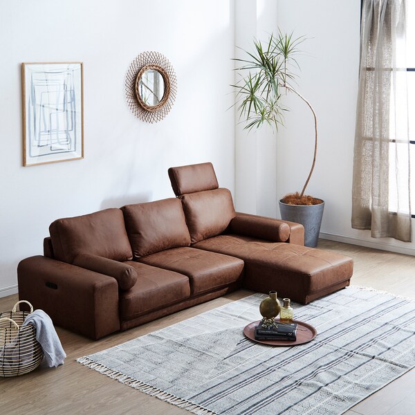 【ベルメゾン】引っ掻き傷に強い本革のような風合いのコンセント付きローカウチソファー