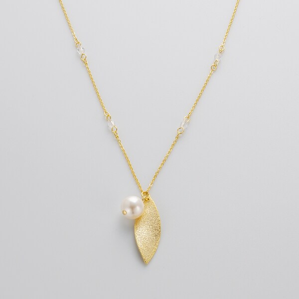 【ベルメゾン】リーフモチーフネックレス【日本製】