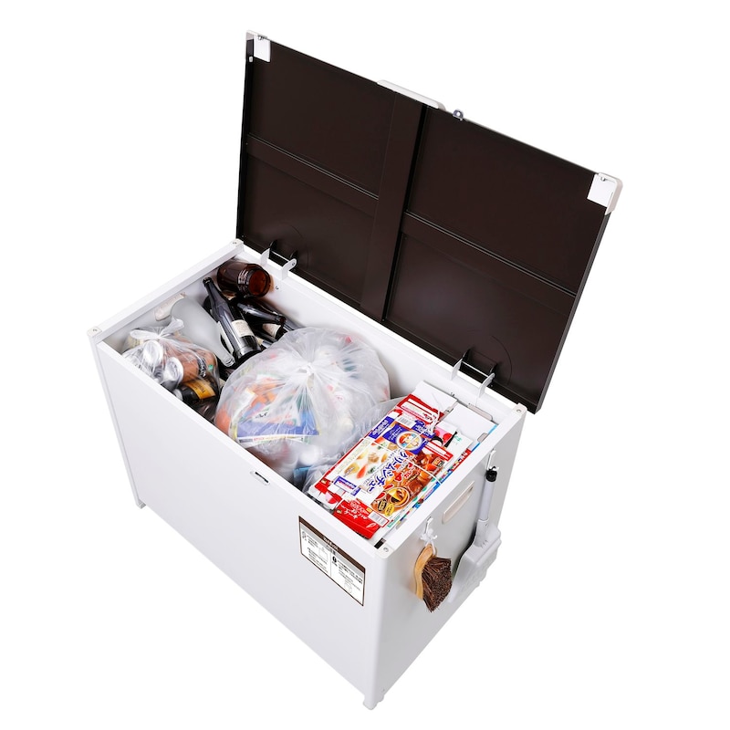 250L　毎日出るごみもたっぷり収納できます。