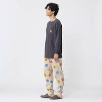 モデル身長183cm／L ※写真は撮影用のため身丈+3cm、股下+4cmになります。