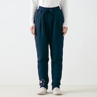 モデル身長167cm／Ｍ ※写真は撮影用のため総丈+4cmになります。