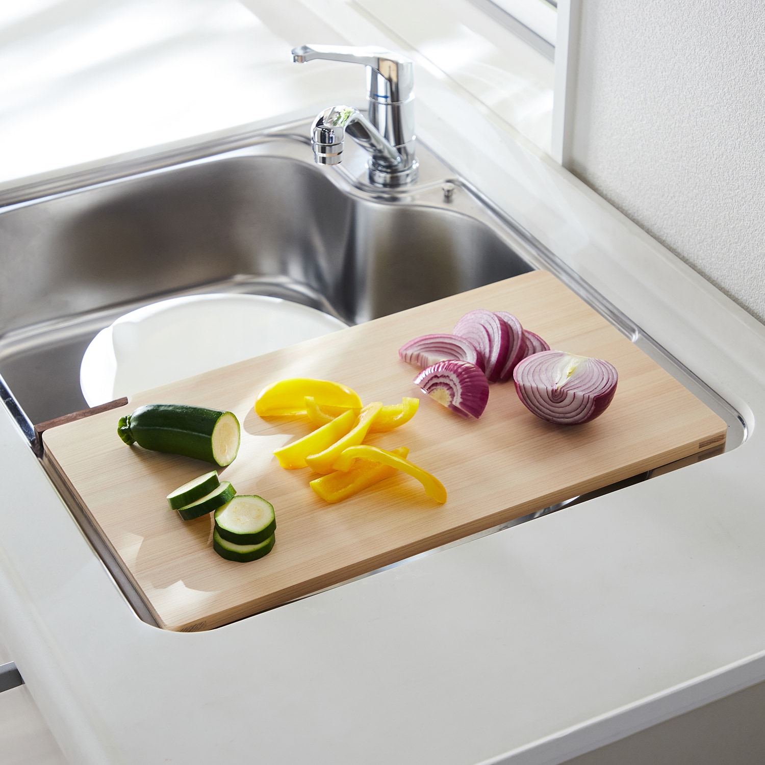 食洗機で洗える自立するひのきのまな板［日本製］（まな板