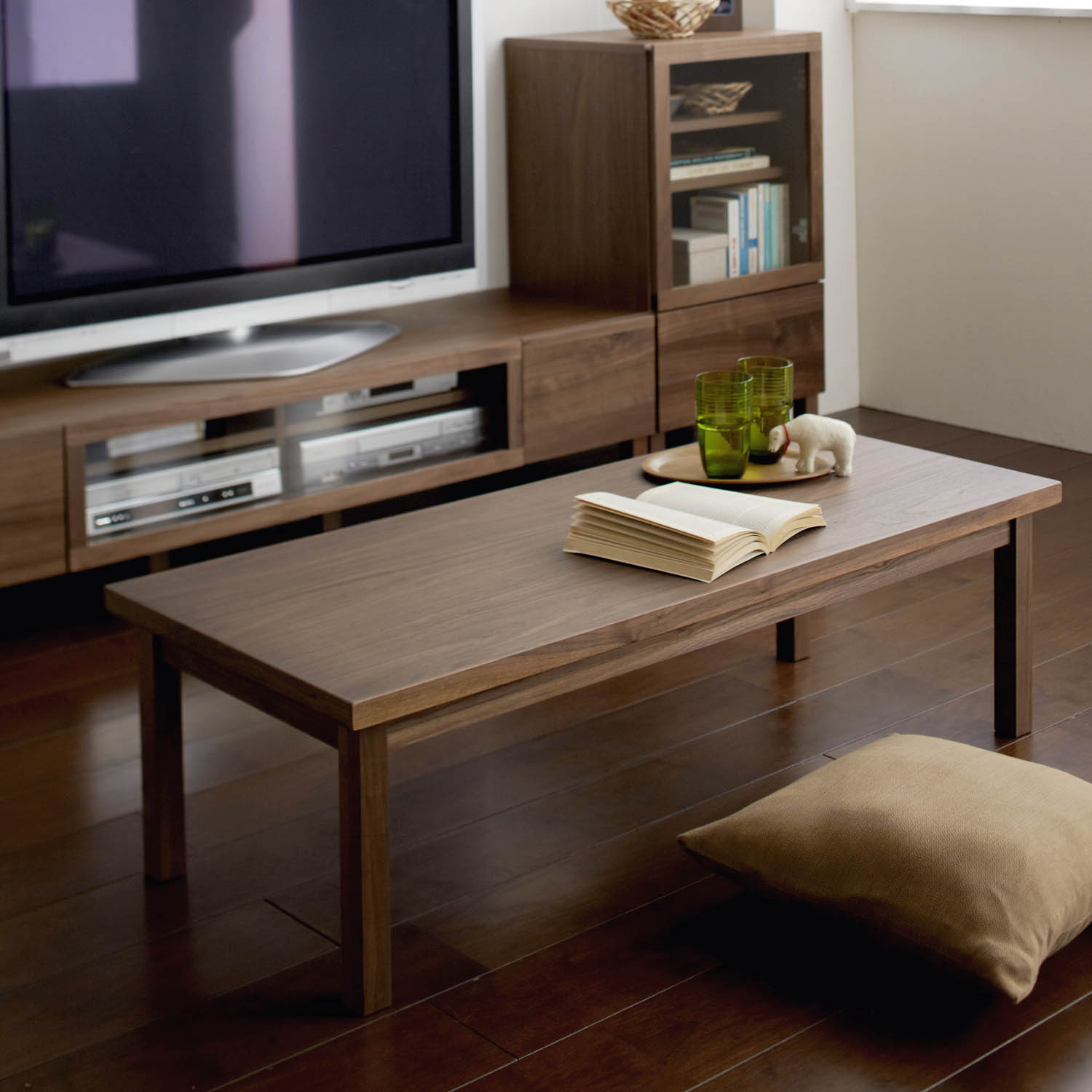 【高野木工/TAKANO MOKKOU】ウォルナット材のリビングローテーブル【LECCE】 【高野木工/TAKANO MOKKOU】ウォルナット材のリビングローテーブル【LECCE】