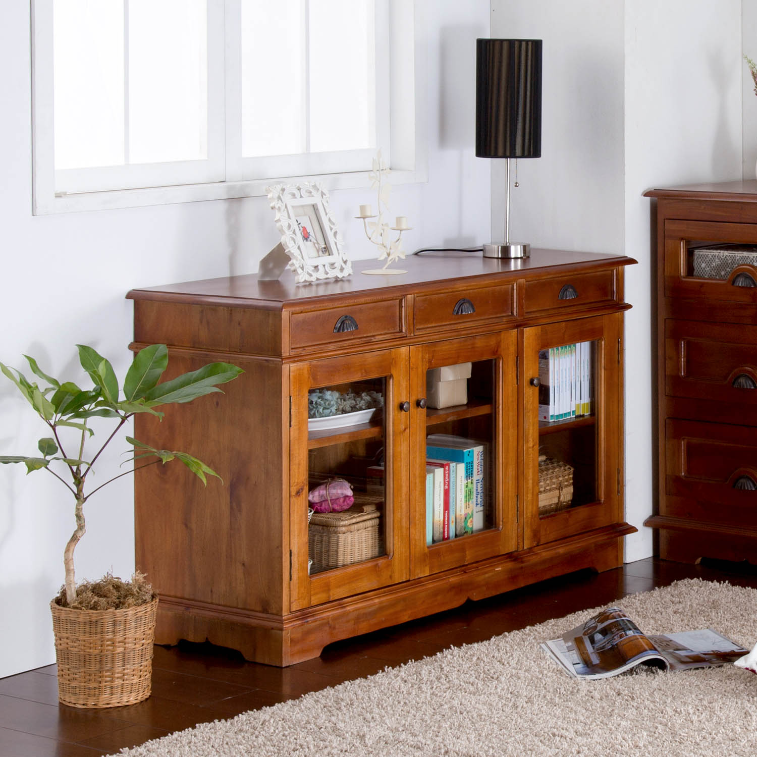 【ベルメゾン】アンティーク風キャビネット