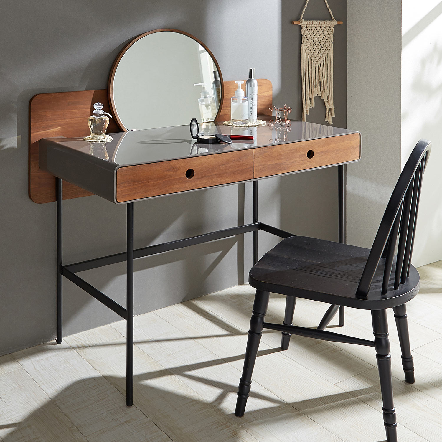 【ベルメゾン】身支度もできるミラー付きモダンドレッサー 【パソコンデスクとしても】