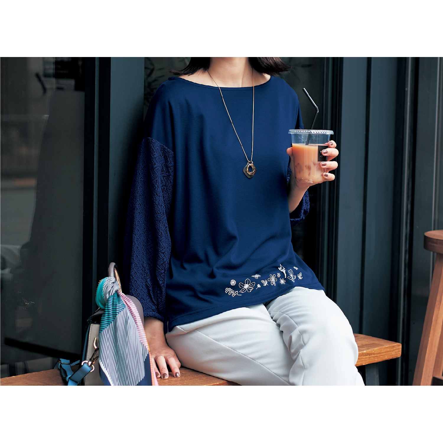 レース使い袖プルオーバー 選べるキャラクター ディズニー Disney 通販のベルメゾンネット レース使い袖プルオーバー 選べるキャラクター ディズニー Disney 通販のベルメゾンネット