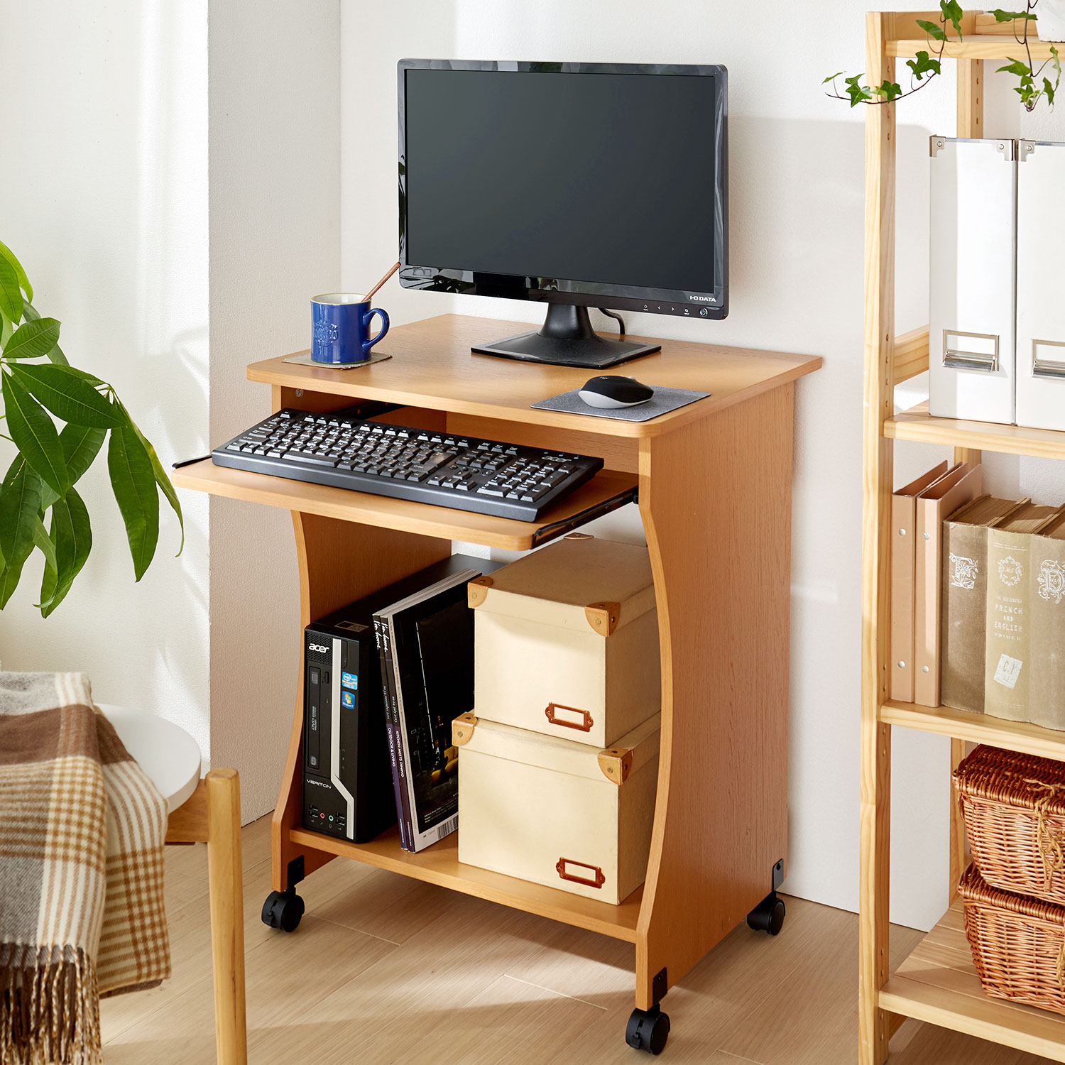 スライド棚付き木目調コンパクトパソコンデスク 通販のベルメゾンネット スライド棚付き木目調コンパクトパソコンデスク 通販のベルメゾンネット