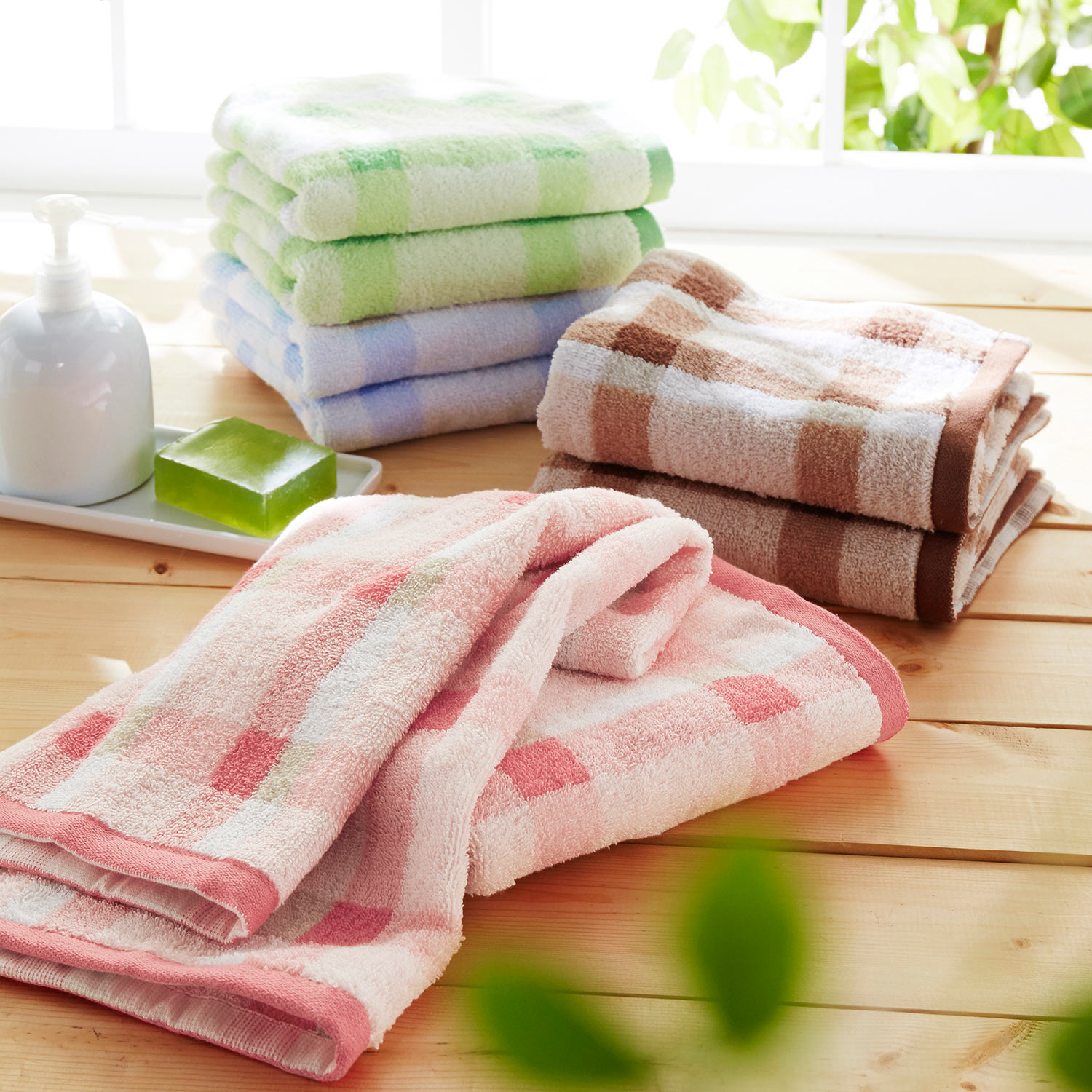 オーガニックコットンのチェック柄タオル フェイスタオル同色2枚セット バスタオル1枚 通販のベルメゾンネット オーガニックコットンのチェック柄タオル フェイスタオル同色2枚セット バスタオル1枚 通販のベルメゾンネット