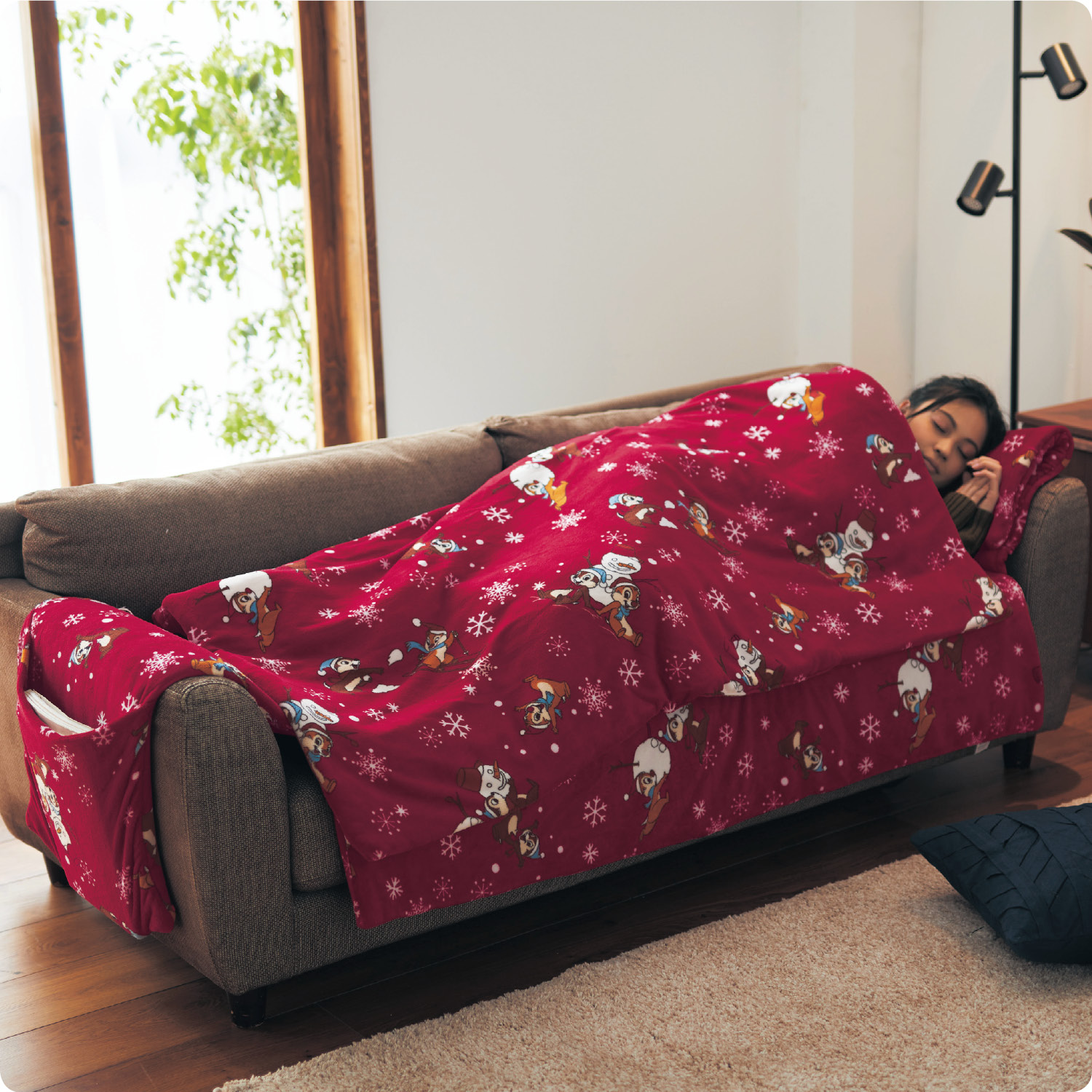 そのまま寝られる布団のような肘掛け付きボリュームソファーカバー くまのプーさん ディズニー Disney 通販のベルメゾンネット そのまま寝られる布団のような肘掛け付きボリュームソファーカバー くまのプーさん ディズニー Disney 通販のベルメゾンネット