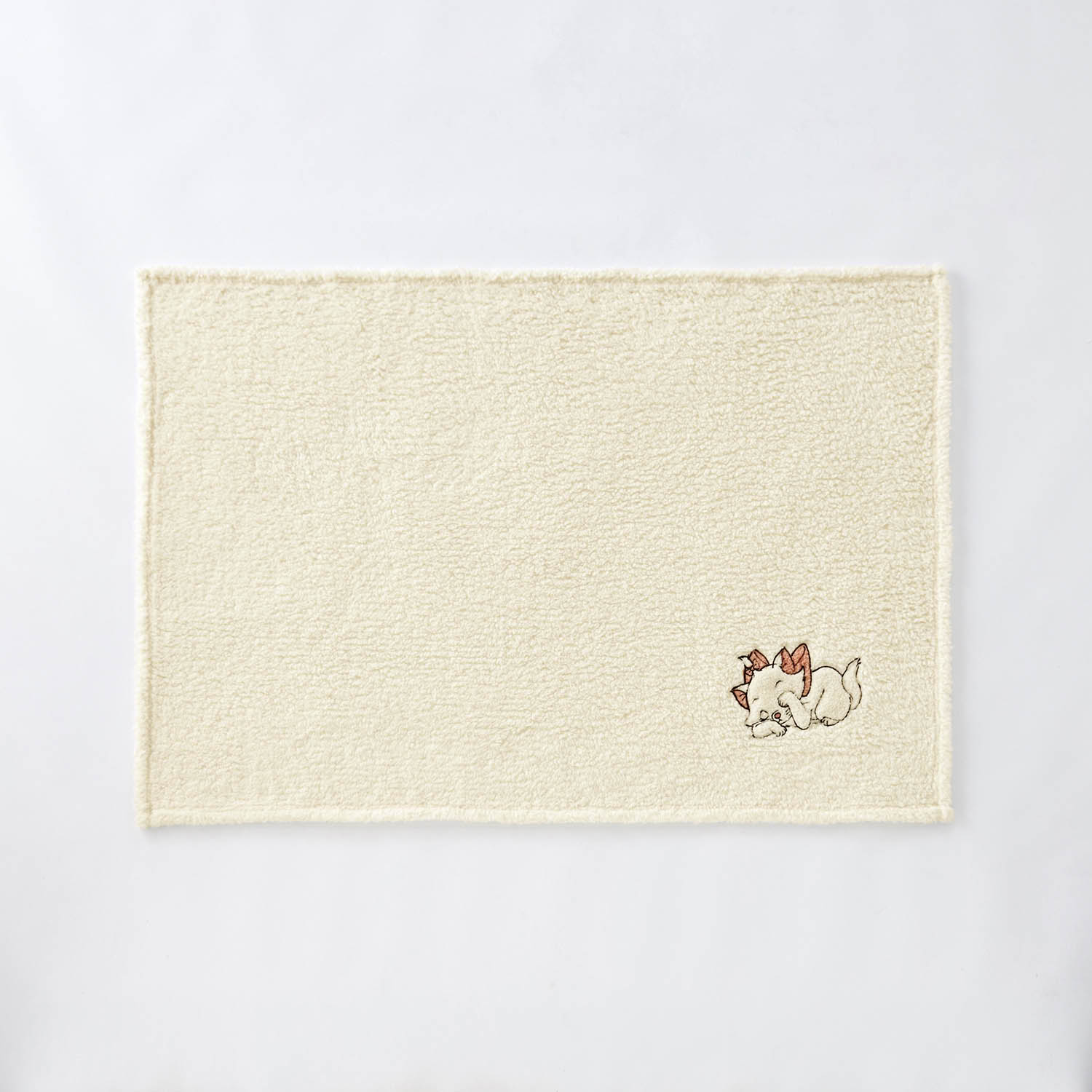 アップリケ付きもふもふ毛布 選べるキャラクター ディズニー Disney 通販のベルメゾンネット アップリケ付きもふもふ毛布 選べるキャラクター ディズニー Disney 通販のベルメゾンネット