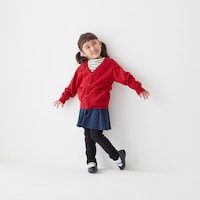 レッド／モデル身長104.5cm・110サイズ着用