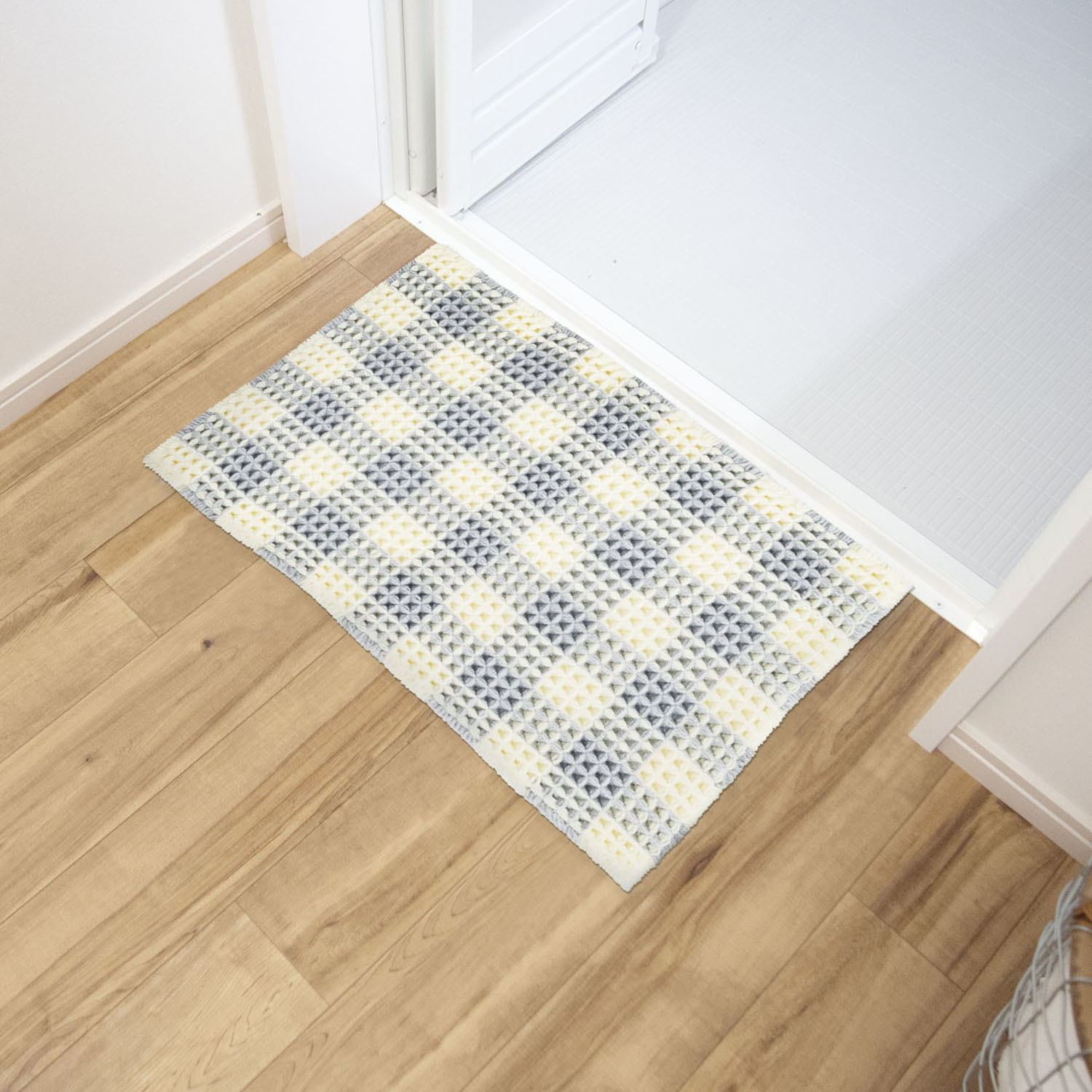 【ベルメゾン】抗菌・チェック柄ワッフルバスマット 【裏面すべりにくい加工付き】 【ベルメゾン】抗菌・チェック柄ワッフルバスマット 【裏面すべりにくい加工付き】