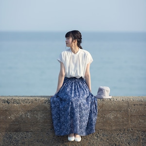 【プリュスボルメ/+borme】コットン100%ボイルロング丈花柄ギャザースカート