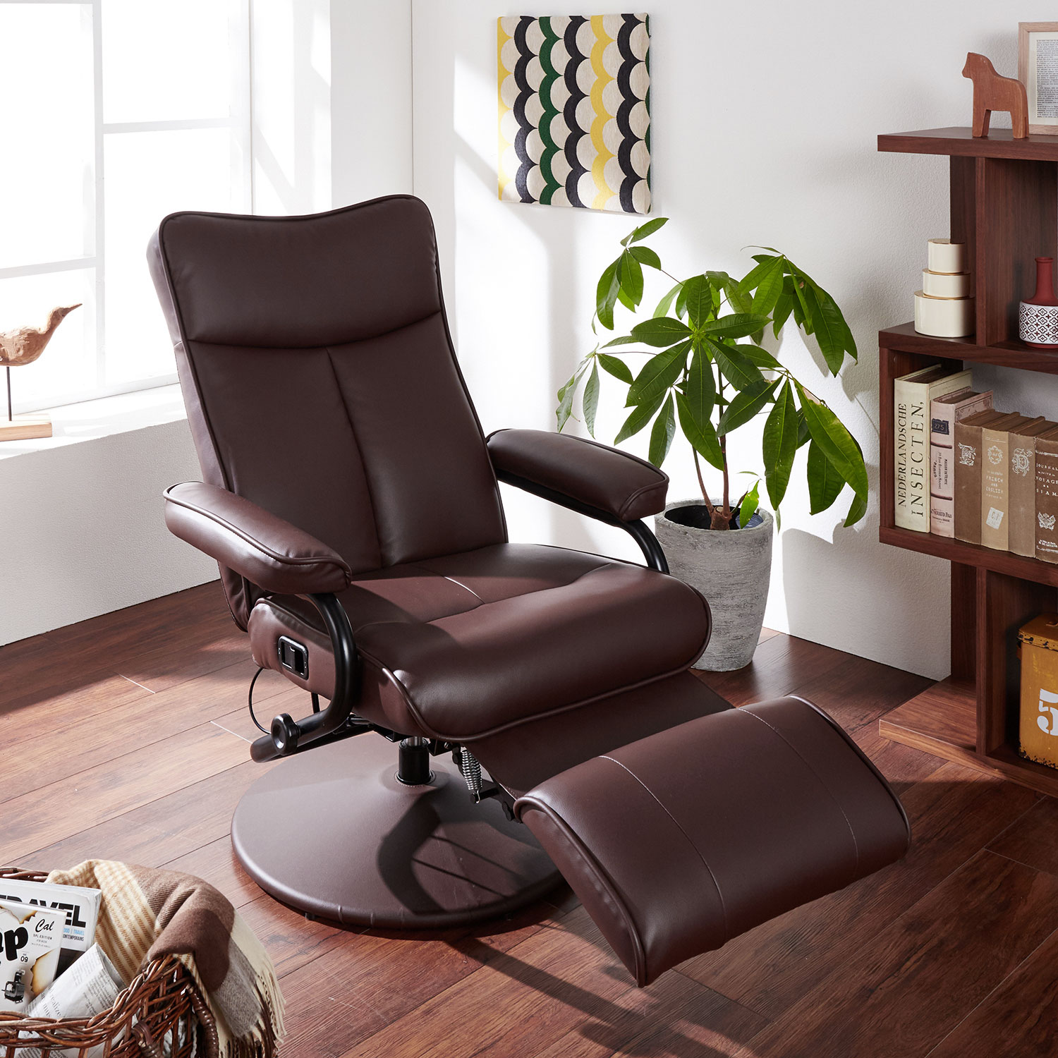 【ベルメゾン】合皮のフットレスト付きパーソナルリクライニングソファー 【ベルメゾン】合皮のフットレスト付きパーソナルリクライニングソファー