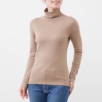 モデル身長165cm／M
