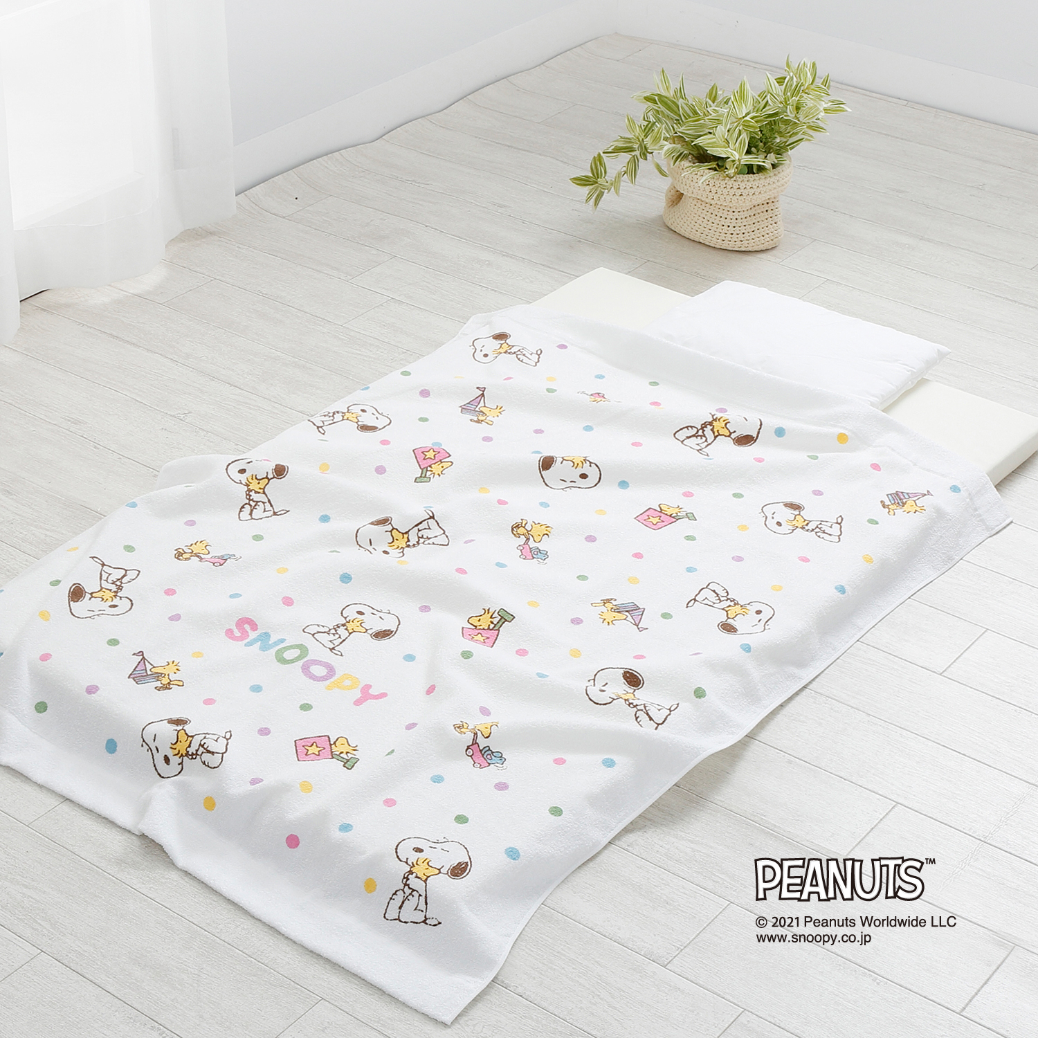 スヌーピー ドット柄のベビータオルケット ピーナッツ Peanuts 通販のベルメゾンネット スヌーピー ドット柄のベビータオルケット ピーナッツ Peanuts 通販のベルメゾンネット