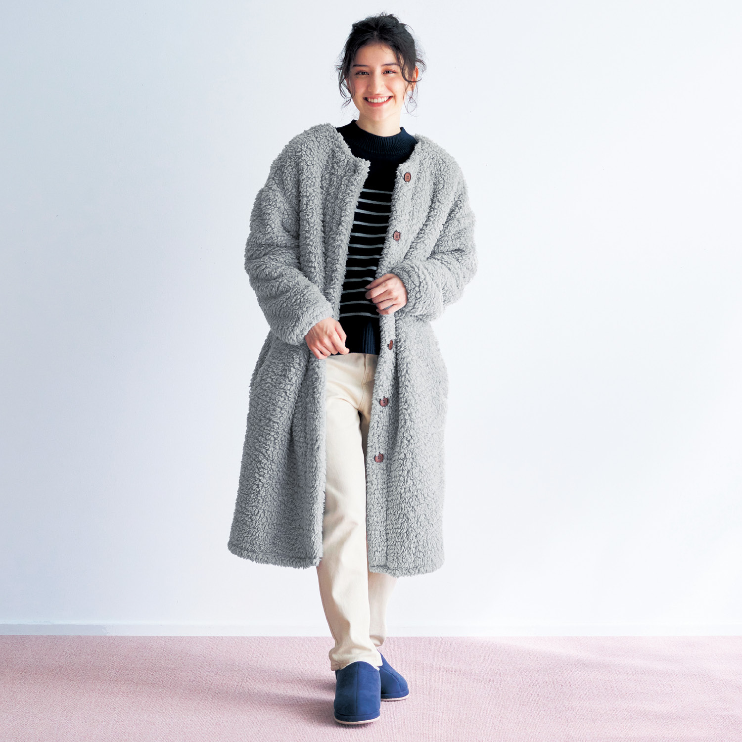 もこもこ吸湿発熱ボアの着る毛布 もこもこ吸湿発熱ボアの着る毛布