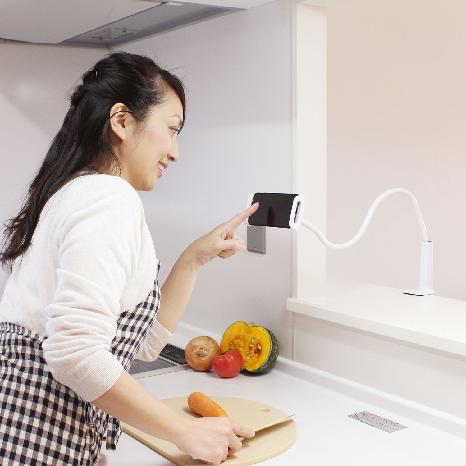 ハンズフリーでフレキシブル スマホ タブレットスタンド 通販のベルメゾンネット ハンズフリーでフレキシブル スマホ タブレットスタンド 通販のベルメゾンネット