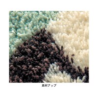 しっかりとした密度のあるパイルで、心地いい足触りです。