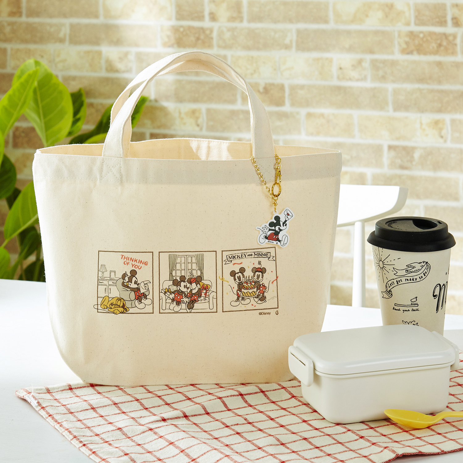 チャーム付きミニトートバッグ ミッキー ミニー ディズニー Disney 通販のベルメゾンネット チャーム付きミニトートバッグ ミッキー ミニー ディズニー Disney 通販のベルメゾンネット