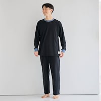 モデル身長182cm・L