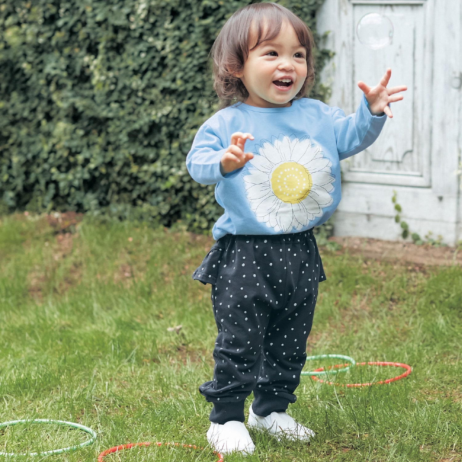 おしりにマチがあるロング丈フリルカエルパンツ（子供服 パンツ ...