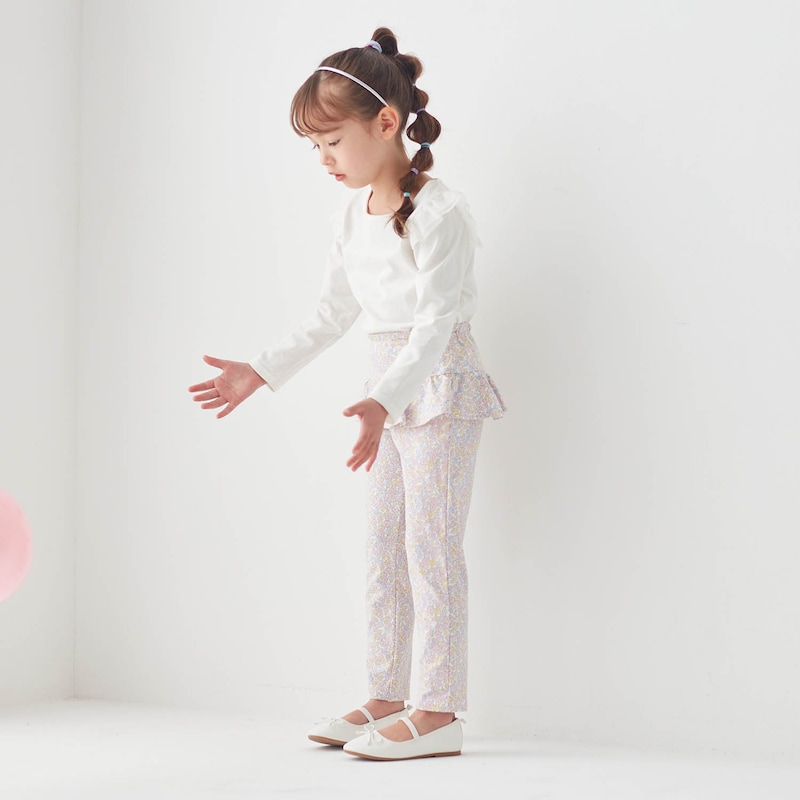 ピンク小花／モデル111cm・110サイズ着用