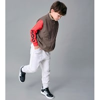 ポピーレッド／モデル身長128cm・サイズ130