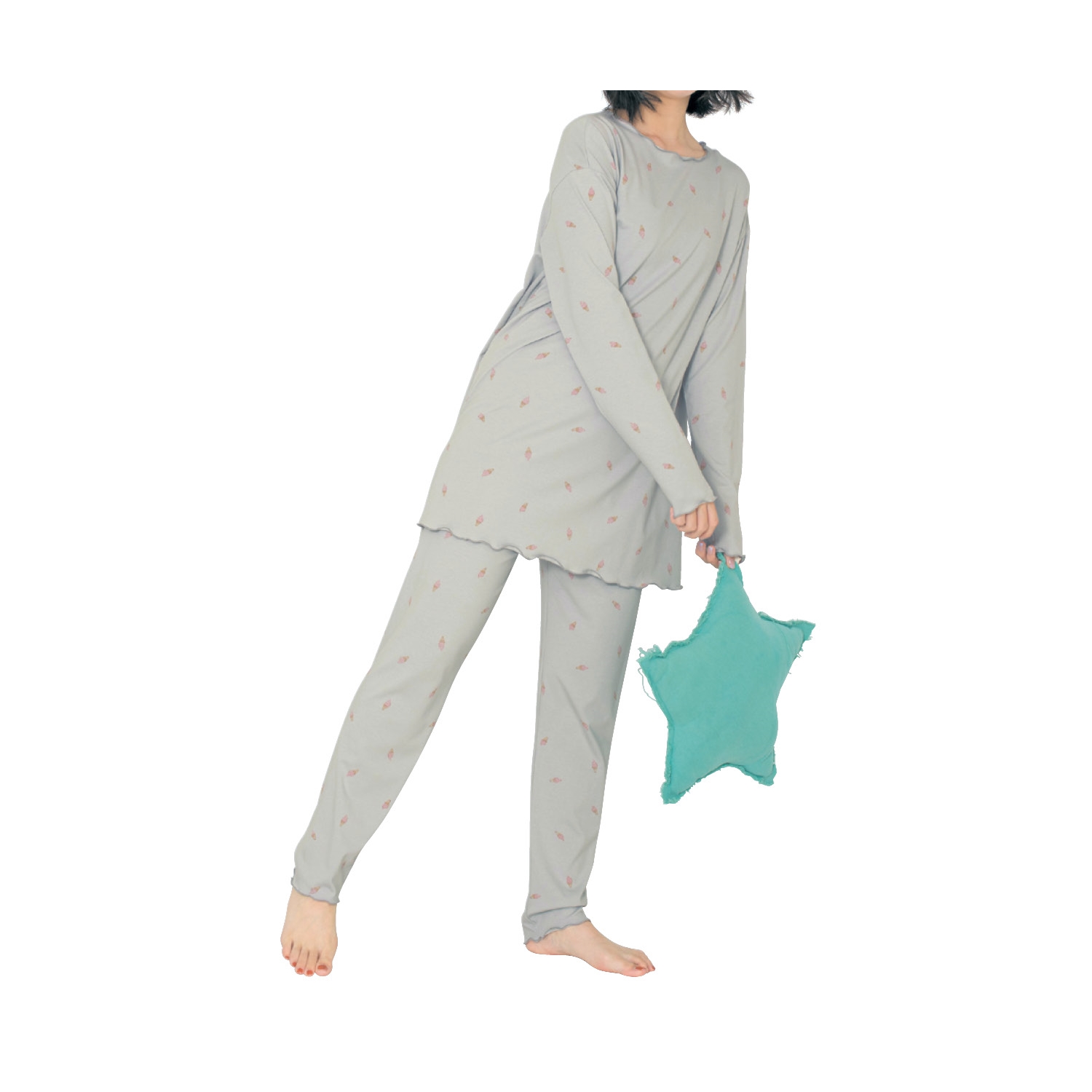 なめらか保湿素材のロング丈プルオーバー レギンスパジャマ 子供パジャマ 長袖 女の子 の通販 ベルメゾン パペル ラピス Papel Lapiz 通販のベルメゾンネット なめらか保湿素材のロング丈プルオーバー レギンスパジャマ 子供パジャマ 長袖 女の子 の通販 ベルメゾン パペル ラピス Papel Lapiz 通販のベルメゾンネット