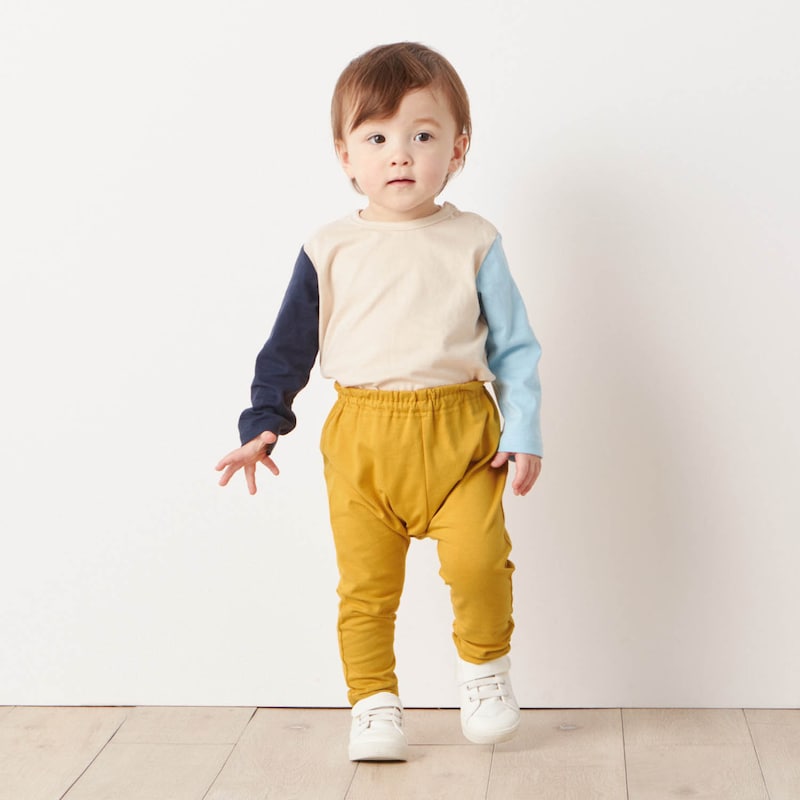 マスタード／モデル身長79cm・80サイズ着用