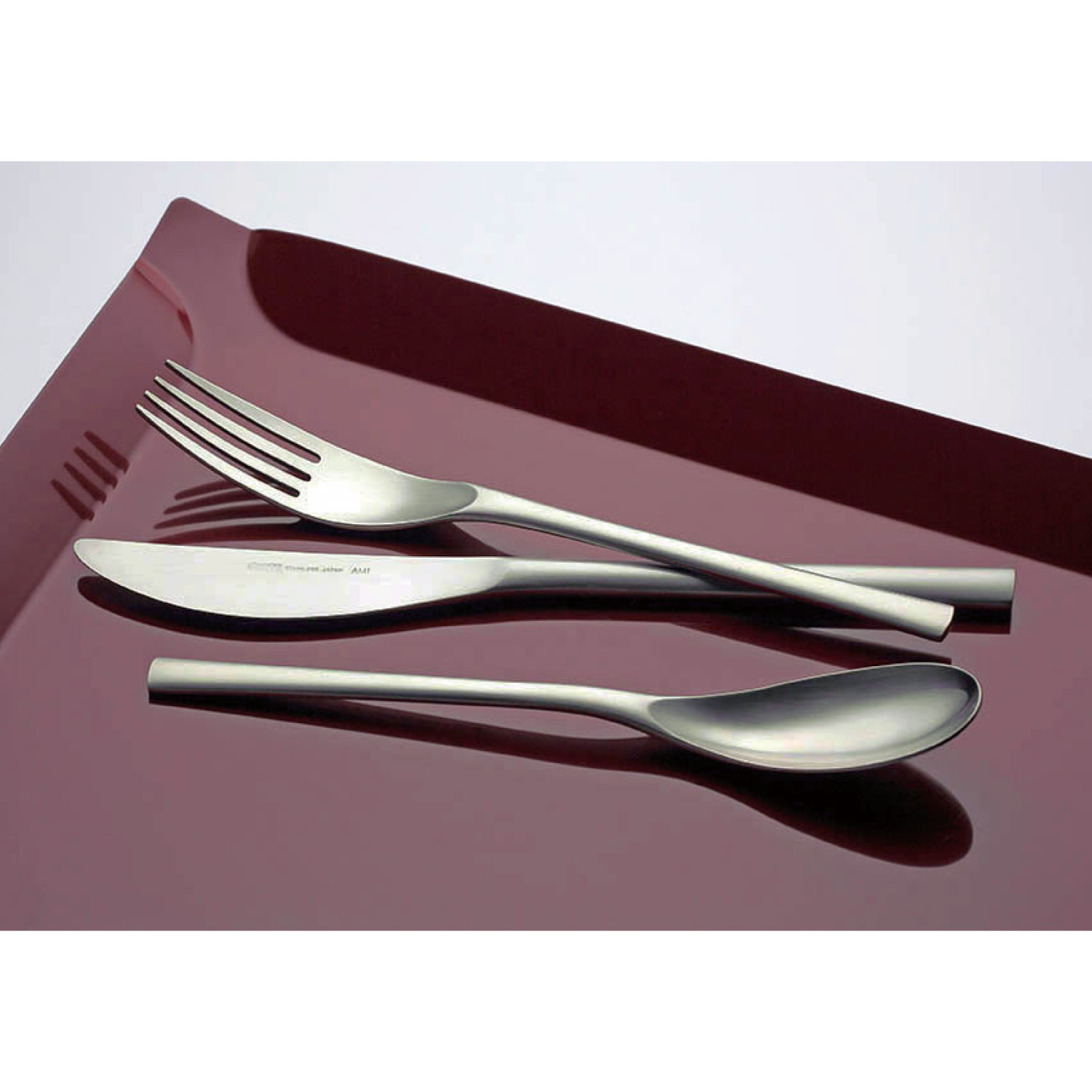 燕三条で作る18 10ステンレスカトラリー 日本製 スプーン フォーク ナイフ 通販のベルメゾンネット 燕三条で作る18 10ステンレスカトラリー 日本製 スプーン フォーク ナイフ 通販のベルメゾンネット